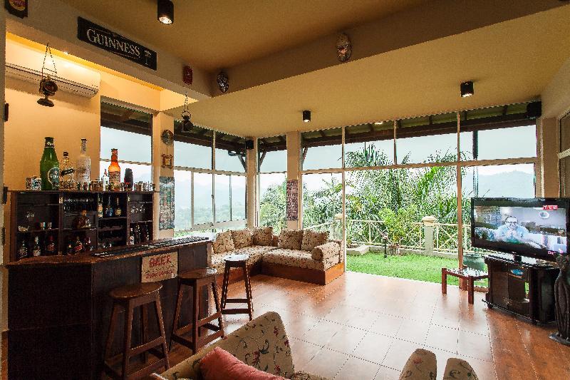 Albatross Boutique Villa Канди Екстериор снимка