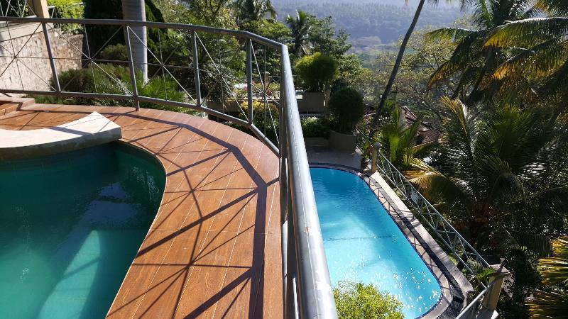 Albatross Boutique Villa Канди Екстериор снимка